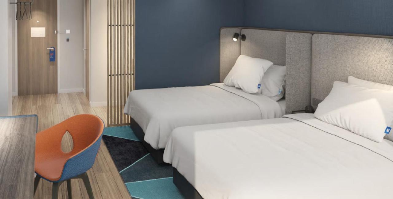 Holiday Inn Express Shanghai Huijin By Ihg Exterior photo