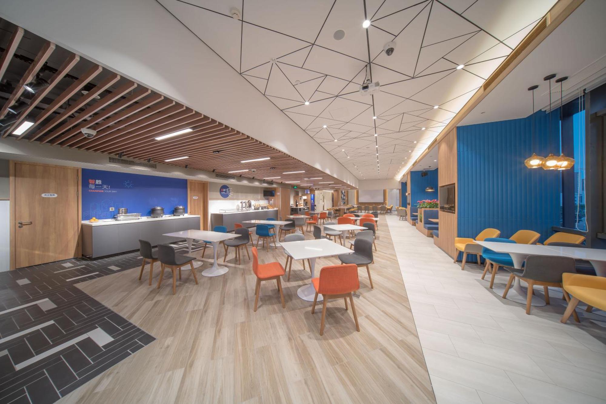 Holiday Inn Express Shanghai Huijin By Ihg Exterior photo